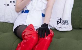 BoBoSocks袜啵啵 - 最新图集：小淳黑皮鞋就像魔法盒子，走一步，藏不住的闪耀！
