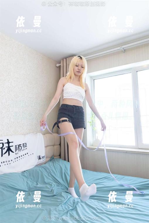 BoBoSocks袜啵啵 - 图片中，两种风格的碰撞，甜甜圈的薄白丝有点儿意思。