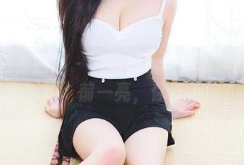 GIRLT果团网 - 定制眼镜与莫雅淇的写真，‘眼’前一亮，你信不信？