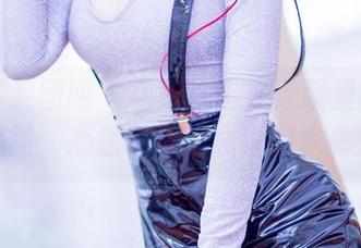 GIRLT果团网 - 看陈迪娅在泳装里闪耀的美图，心里默念：我也是水鬼！