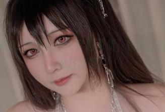 KANEKO_咔喵奶牛装套图更新，快来盯着她的稀奇打扮吧！