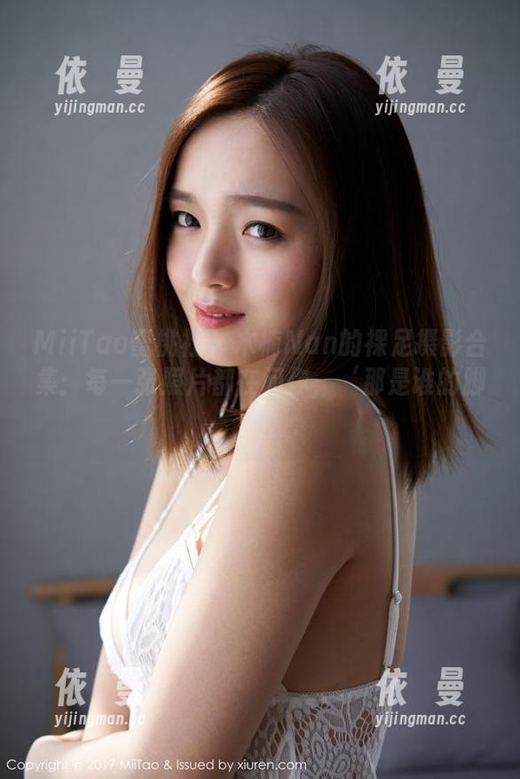 MiiTao蜜桃社-木楠Nan MiiTao蜜桃社 - 木楠Nan的裸足摄影合集:每一张照片都在问你,‘那是谁的脚?’