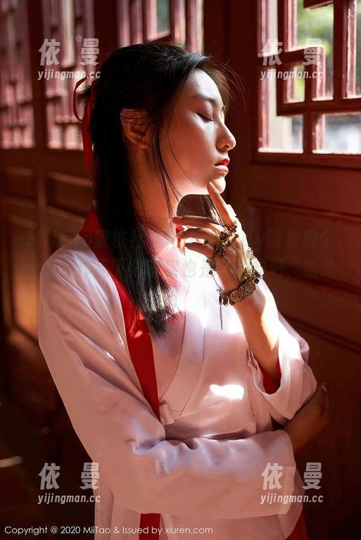 MiiTao蜜桃社 - 陌子Mandy带你租个泳池，作品下载其实也是种放松吧，哈哈！