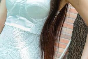 UGirls尤果网 - 萌琪琪的疯魔美足，原图和写真，我的目光怎能离开！