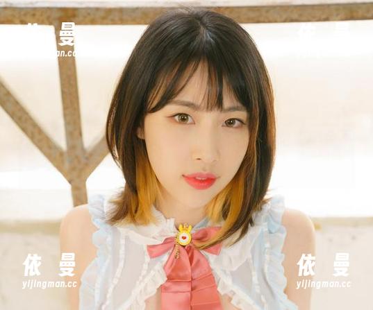 Uhye(이유혜)现身，黑色套图更新中，谁说黑色不下饭？