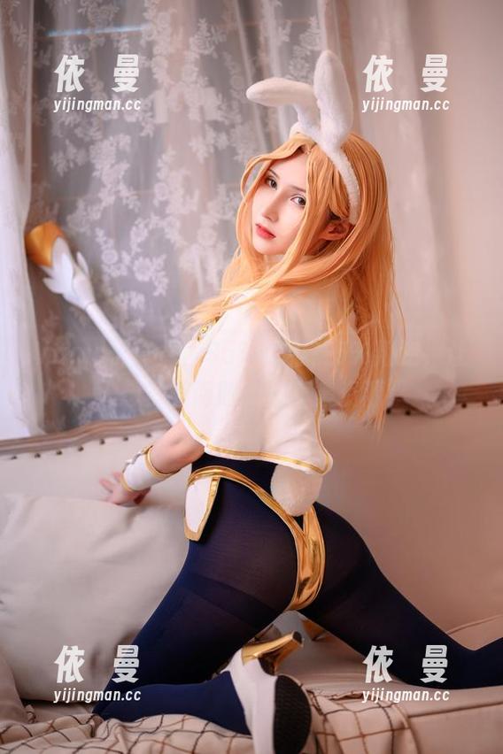 Vams子修女，95%优雅，5%叛逆，让人想多看两眼的写真集资源！
