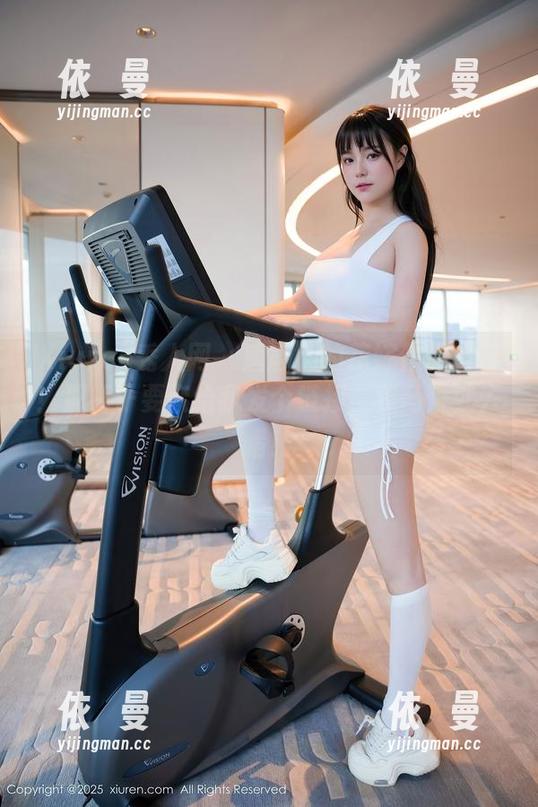 Xiuren秀人网 - 唐翩翩的花嫁作品更新！那裙子要亲给我发个链接，我马上就去借！