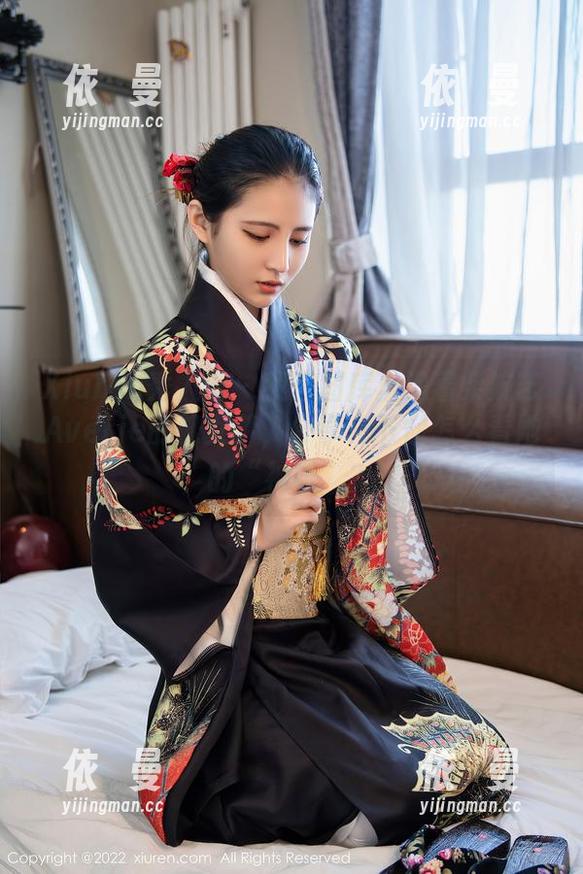 Xiuren秀人网-柴婉艺Averie Xiuren秀人网 - 我在图库里追着柴婉艺Averie的修女梦,分享一下你怎么看她的“神听”?