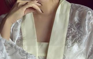 YouMi尤蜜荟 - 又到了H杯陈若初丝袜更新的时候，快来看看新花样！