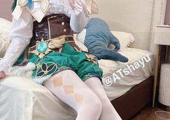 最新的白丝女仆图包来了，at鲨鱼偏要把平凡拍成魔幻，我决定付诸实际！
