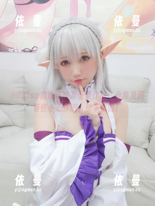 nagisa魔物喵的万圣节作品，合集里藏着些小恶作剧，快来探险！