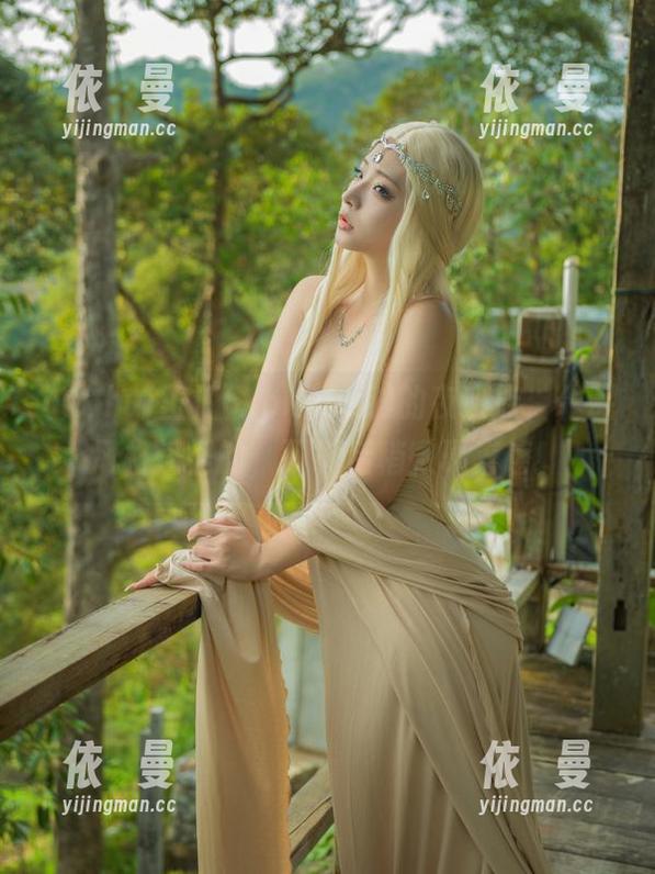 yuuhui玉汇(kokuhui)的夜班族：作品风格怪怪的，下载后稍微琢磨磨！