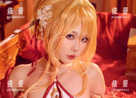 又一组七七娜娜子“圣诞魔太郎”图片，谁说这节日不能喧闹，好像我有种被施了魔法的错觉。