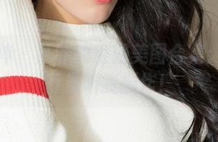 克拉女神 - 慕菲的空姐美图合集：这个飞行员叫我振作！