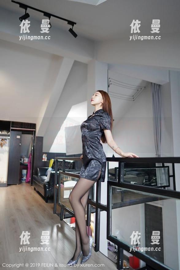 嗲囡囡-Celina青妍 嗲囡囡 - Celina青妍长腿图包精选,劝你保存。就这么直白,她的腿让人心颤。