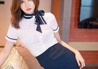 嗲囡囡 - 在线探访施忆佳KITTY的美脚，某种程度上，算是“脚色”表演吧？