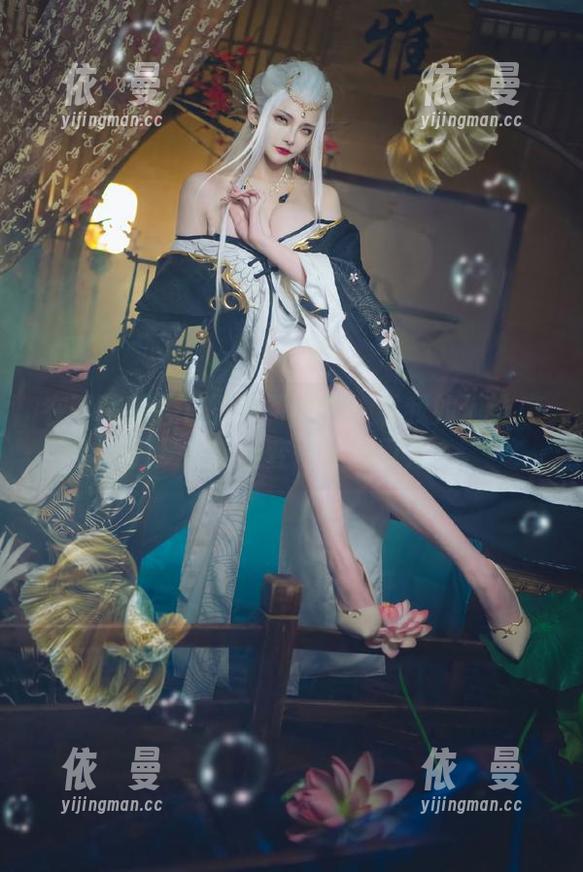 在下萝莉控ii的免费图包：看我如何让魔王罗莎莉亚变得无敌可爱！