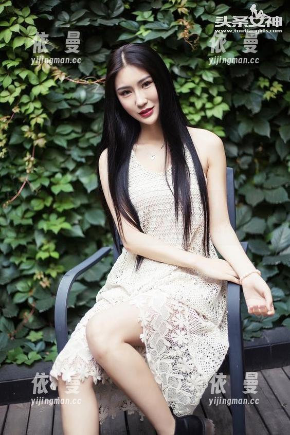 头条女神-张梓柔 头条女神 - 厨娘张梓柔合集:一边炒菜一边想,你们是不是也在想我?