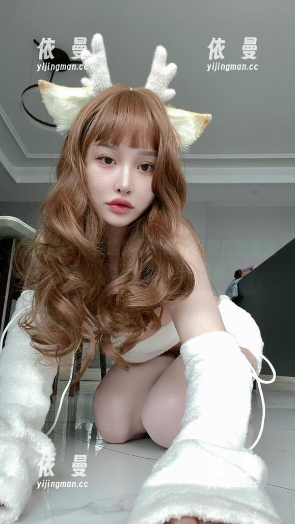 宋昱欣 微密圈 - 黑蝴蝶?不,是宋昱欣在图集里给我们演绎了个大胆的优雅。