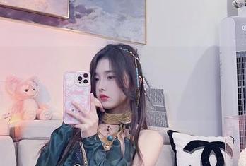 抓紧“小小奶瓶儿”，你不会想错过这套超有趣的丝带女友合集！