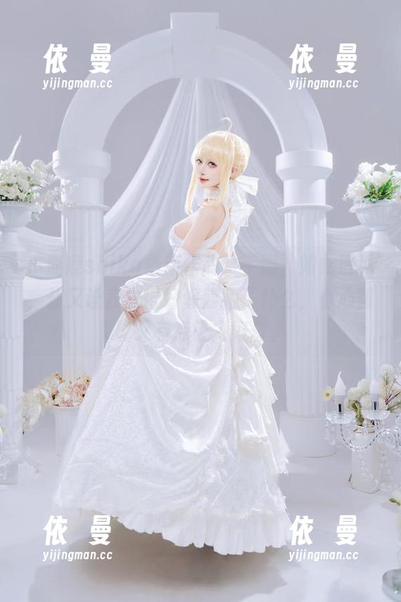 小鹿鹿shika最新作品水手服，如此清纯，却又让我觉得好像隐藏了什么，小心翼翼又有点让人好奇。