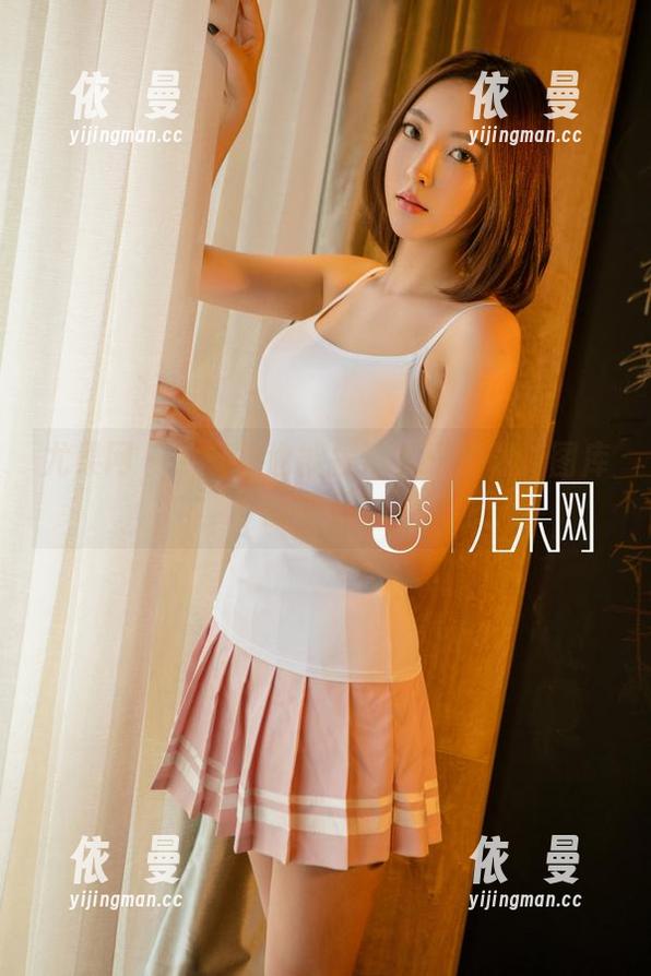 尤果网 - 牛仔裤也能摇滚？王莹最新图库搞事情！