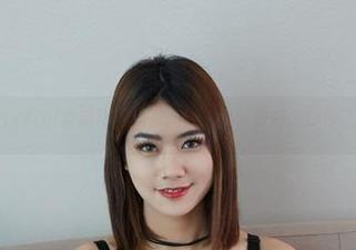 尤物馆 - FoxYini孟狐狸的免费图册，丝袜穿搭怎能少了她的身影？