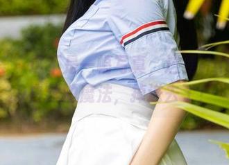 尤蜜荟 - 这不是一幅写真，这是lingyu69白丝的魔法，掉进去了！