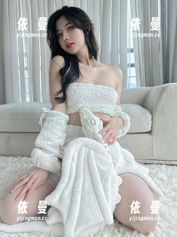 微密圈 - 就是阿朱啊的在线写真：谁说雀后只有小鸟一样轻盈？