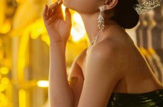 年年Nnian写真：短袜、长袜、还是奇葩图案袜？每一双都有自己的故事！
