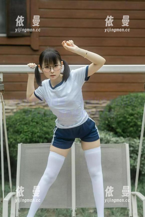 幼水铃衣纯白图集，一个能让你想起白开水的资源...没办法太干净了嘛。