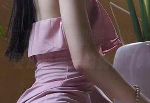 微密圈 - 写真里的职业装，徐珺大哥怕是要成壁纸界的偶像了