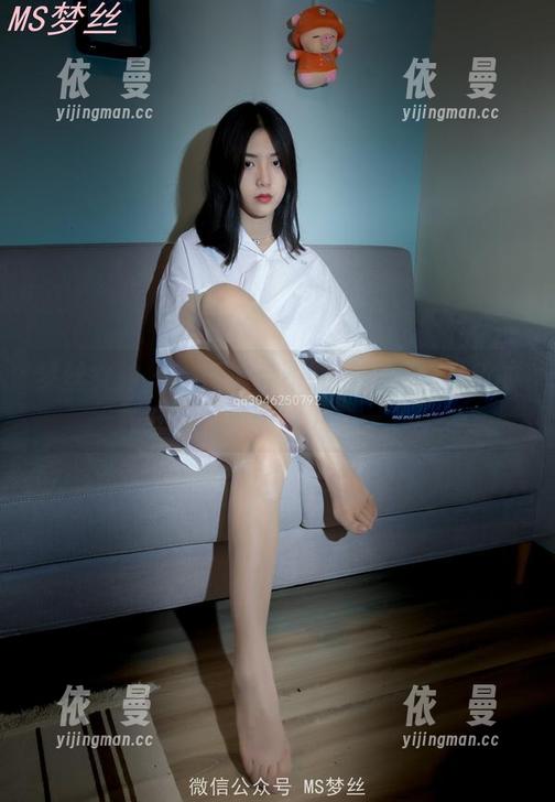 梦丝女神 - 谁说泡芙不能俘获？咖啡色的纯在图库里随便下载一下。
