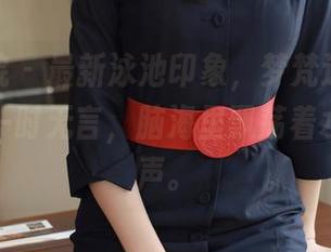 模范学院 - 最新泳池印象，梦梵这风格有点让我一时无言，脑海里飘荡着水花的响声。