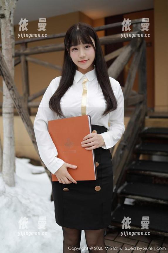 模范学院 - 黑白风暴中的水水er私房，图集里满满都是感觉，感觉呢，谁能说得清。