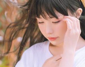 图册也要“看护”？爆机少女喵小吉居然这么玩