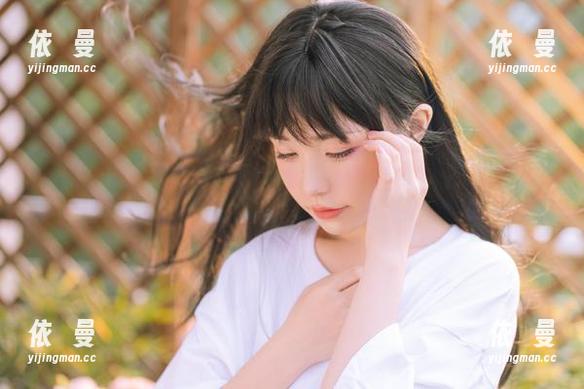 图册也要“看护”？爆机少女喵小吉居然这么玩