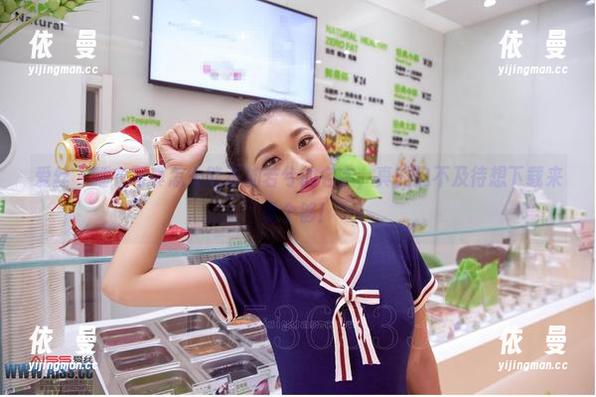 爱丝-若兮 爱丝 - 睡衣写真怎么能不加若兮的名字,真的迫不及待想下载来看个够!