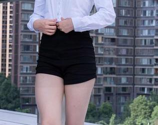甜予摄影 - 人字拖套图，思思又来了，我真不知该怎么反应
