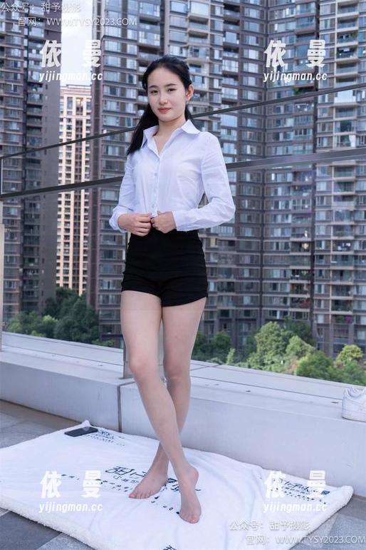 甜予摄影 - 人字拖套图，思思又来了，我真不知该怎么反应
