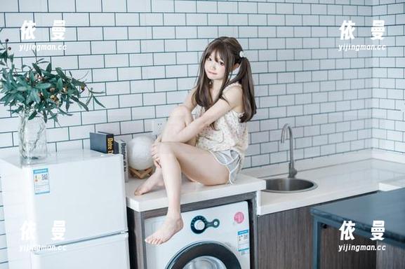 疯狂星期四，不止于神沢永莉的私拍风格