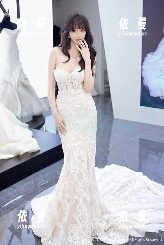 秀人网-FoxYini孟狐狸 秀人网 - FoxYini孟狐狸的女仆造型高清写真,是在复古里藏着点现代感吗?