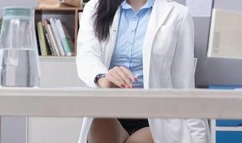 秀人网 - 线上的Zoe柚柚写真，随时变身女神，让人咋舌。