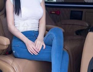 秀人网 - 今日分享：叶籽亿带来的美足写真，最新力作又是不容小视