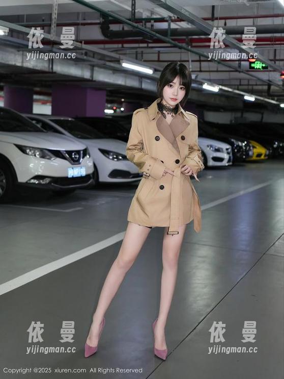 秀人网 - 将鞋子扔掉的决心！小纯子的高清裸足图包给你来点创意灵感。