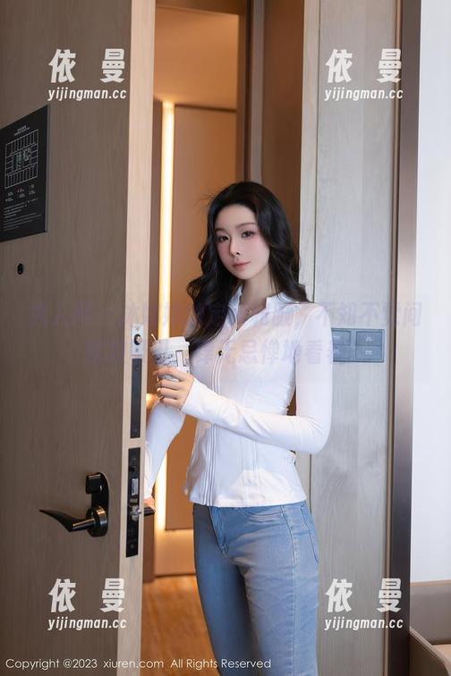 秀人网-沐娜娜 秀人网 - 沐娜娜的定制和服,不知不觉间就被吸引,肆无忌惮地看着。