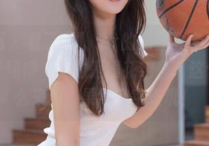 秀人网 - 看了玥儿玥er的黑丝全套写真，我终于懂得“真的是眼花缭乱”这个词怎么来的，果然字字珠玑！