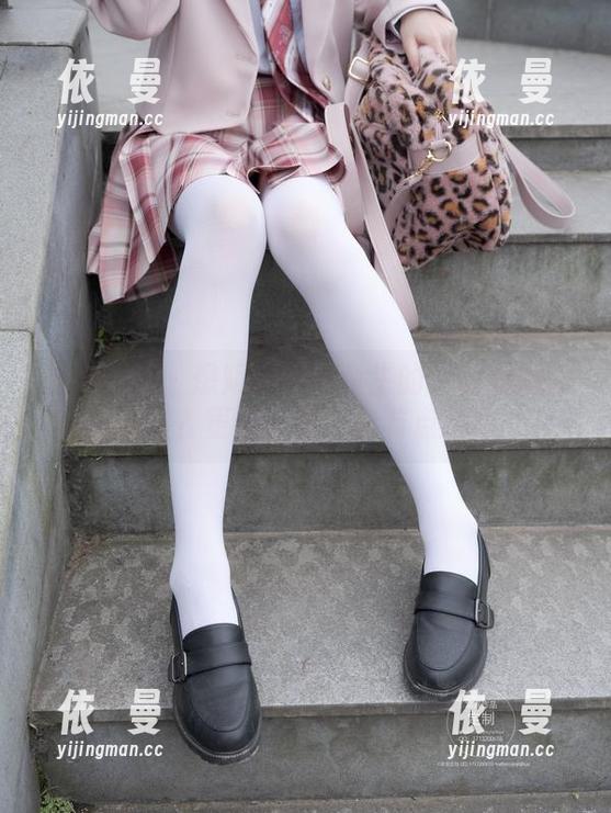 紧急企划 - 想知道前世今生的小恩和她的旗袍？更新原图好像有点意思