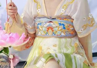 绮梦摄影 - 这牛仔裤和阿依夏:高清写真,穿得我都想‘为她叫好’的那种