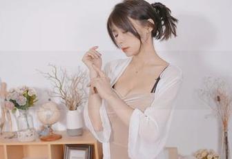 微密圈 - 羊小雪juvia舰长图包精选–穿上浅蓝泳装，我发誓我是风筝，不是海洋里的鱼！